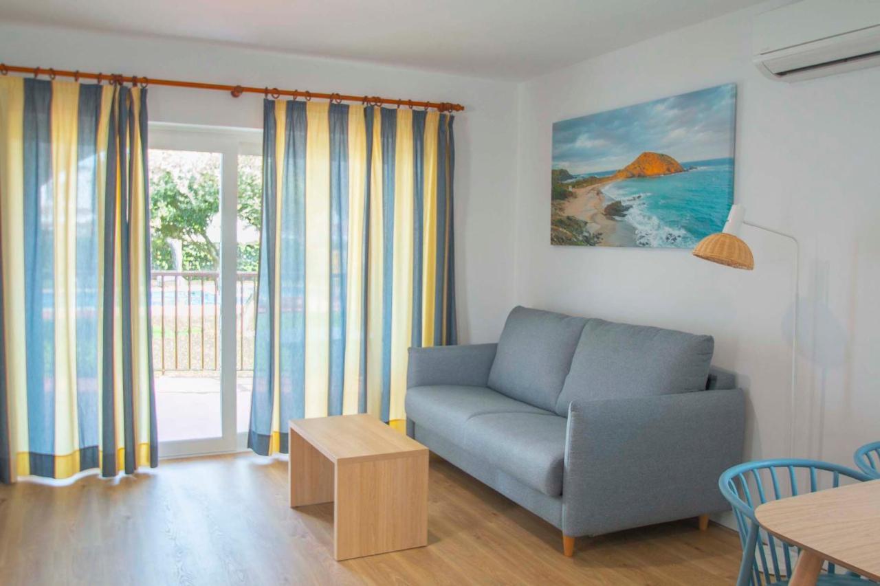 Sol Y Mar Aparthotel Cala'N Blanes  Buitenkant foto